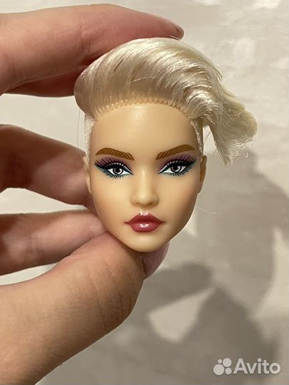 Голова барби