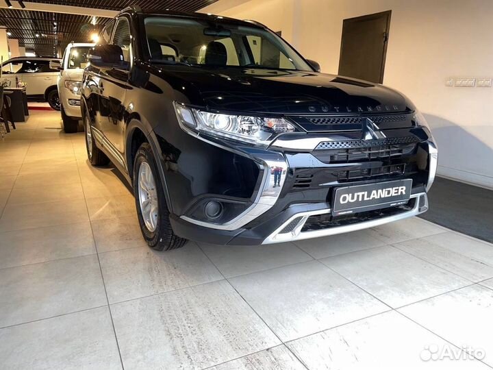 Mitsubishi Outlander 2.0 CVT, 2022