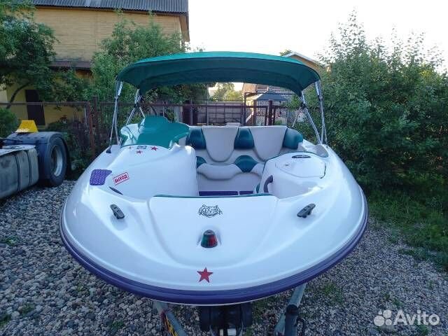 Катер Brp Sea-Doo challenger