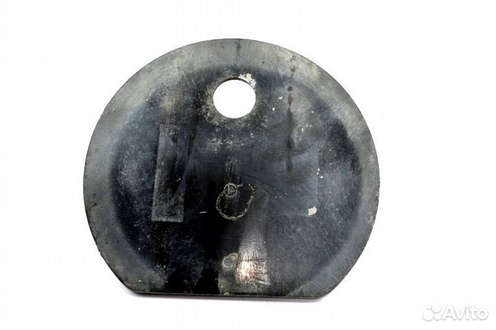 Крышка пневмобаллона вспомогательного моста, левая