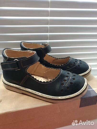 Туфли для девочки кожаные
