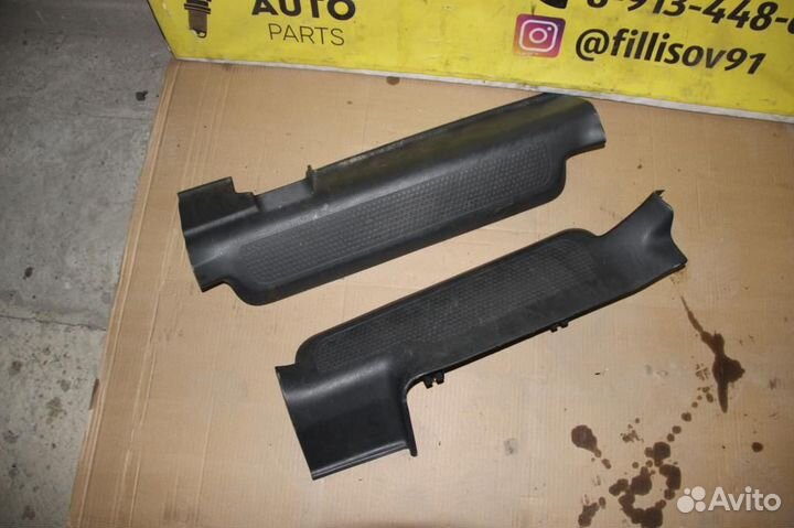 Накладка порога (внутренняя) Honda Stream (rn2) 2