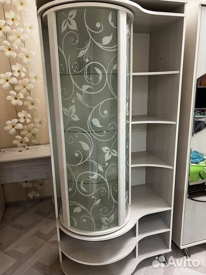 Стенка в гостиную