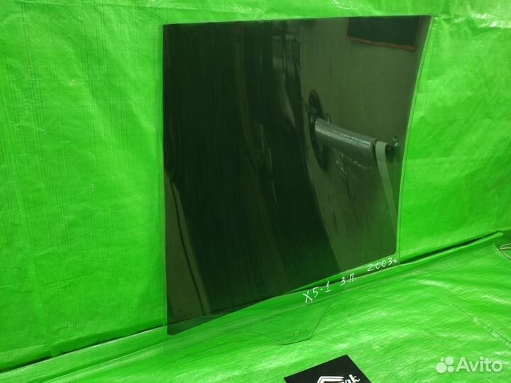 Стекло двери заднее правое Bmw X5 2000-2007