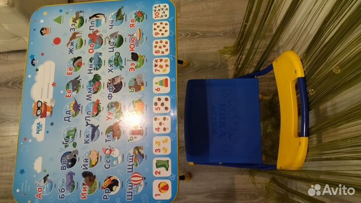 Стол и стул Ника