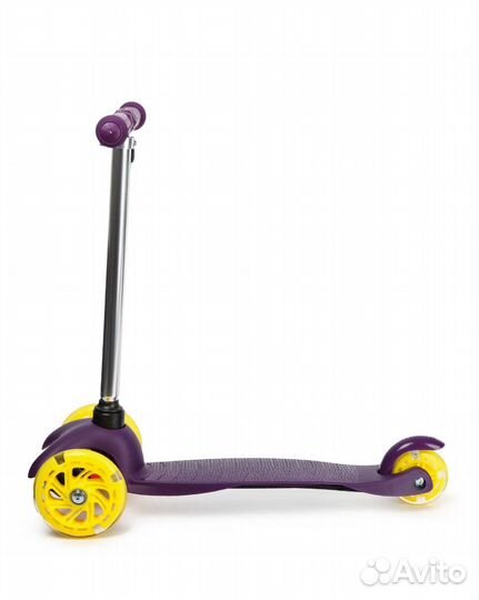 Самокат трехколесный