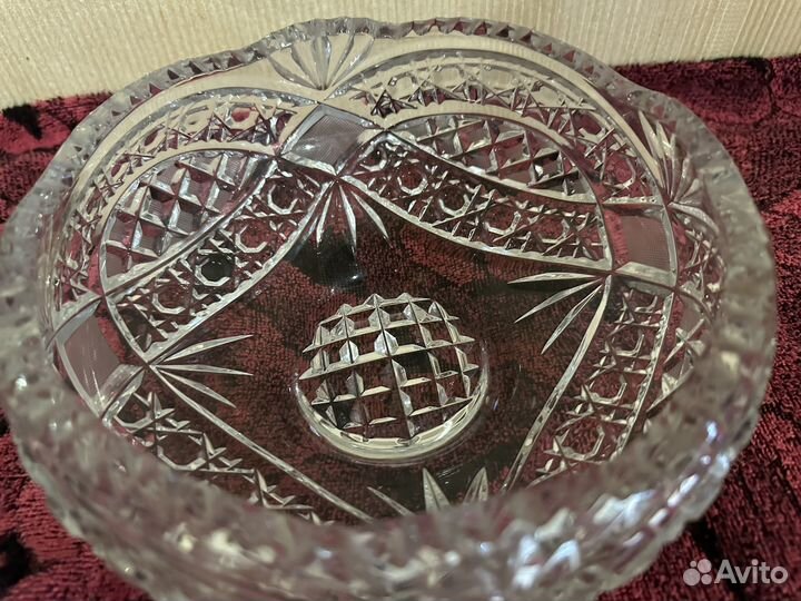 Хр. салатник.Фужеры.Лоток.Бульонница.Ваза на ножке