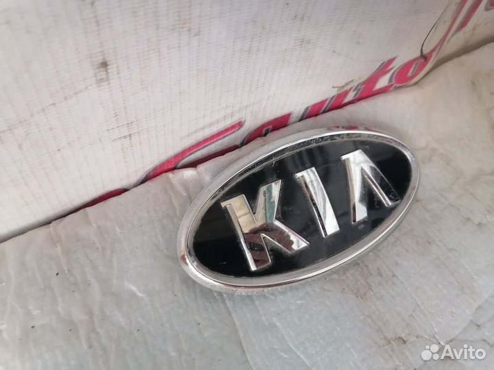 Эмблема Kia Ceed 1