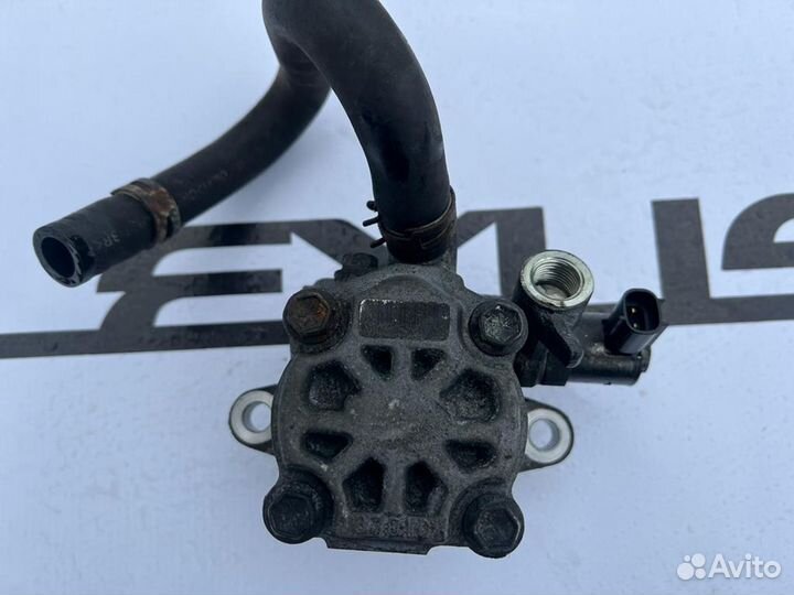 Насос гур Lexus LX450D