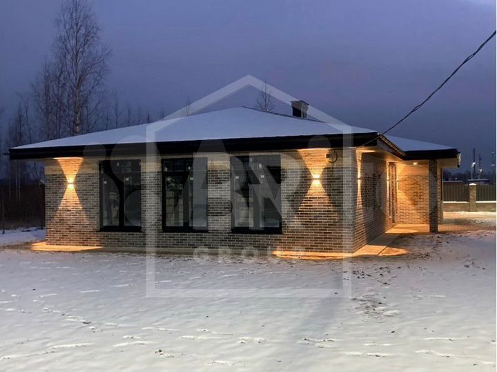 Дом 157,3 м² на участке 9,6 сот.