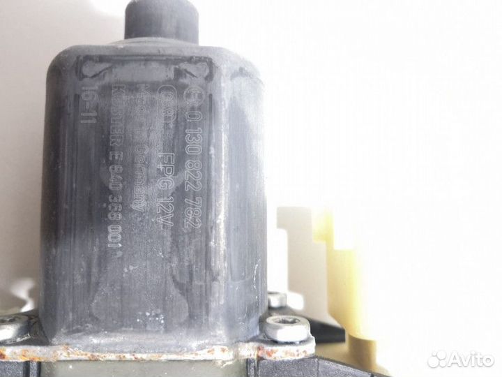 Стеклоподъемник передний левый Land Rover 4