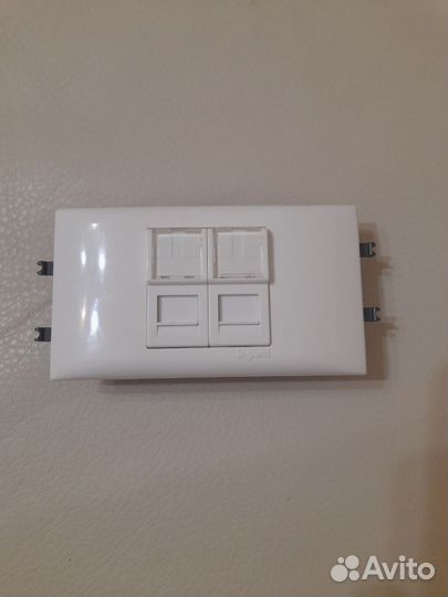 Розетка компьютерная RJ45 Legrand