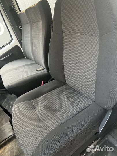Сиденья на Газель состояние новых