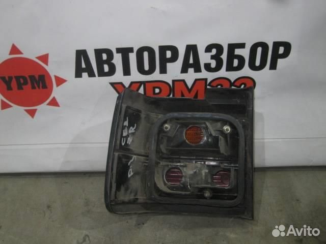 Фонарь задний наружный правый от VW Passat (B3) 1