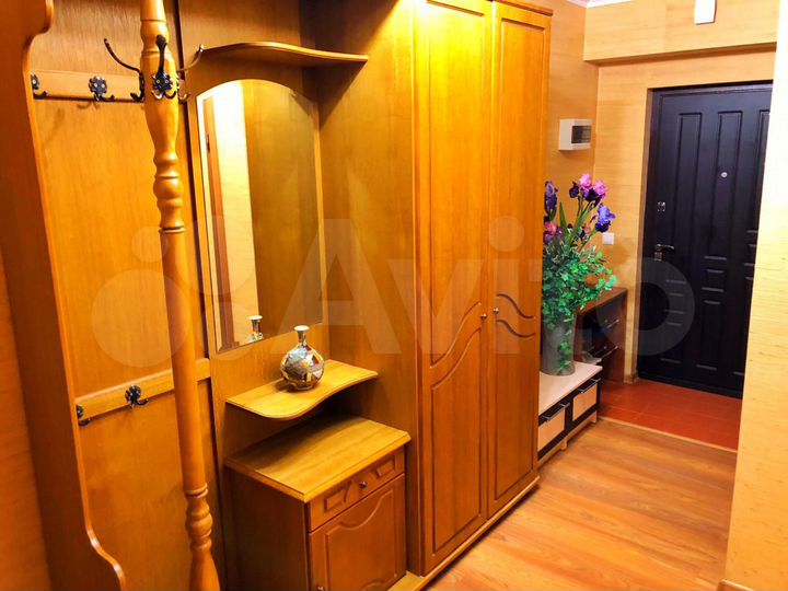 2-к. квартира, 62 м², 8/10 эт.