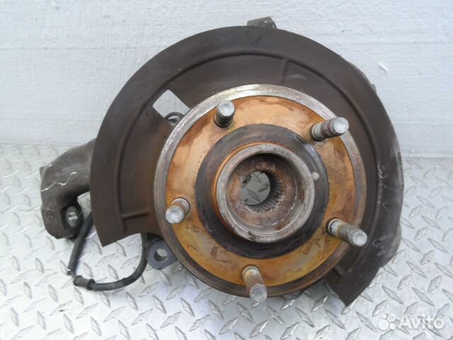 Кулак поворотный правый Dodge Ram 4 1500 68044700