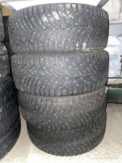 Michelin X-Ice North 4 225/45 R18