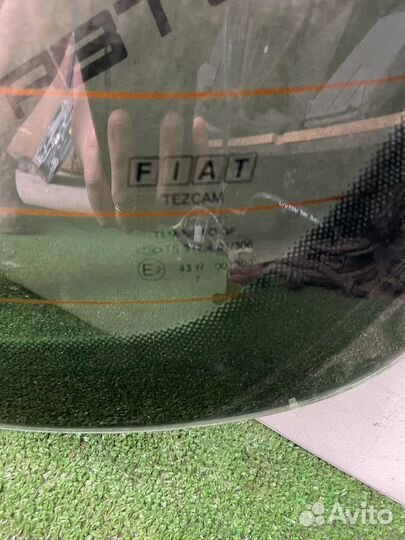 Заднее стекло ветровое Fiat Albea с обогревом