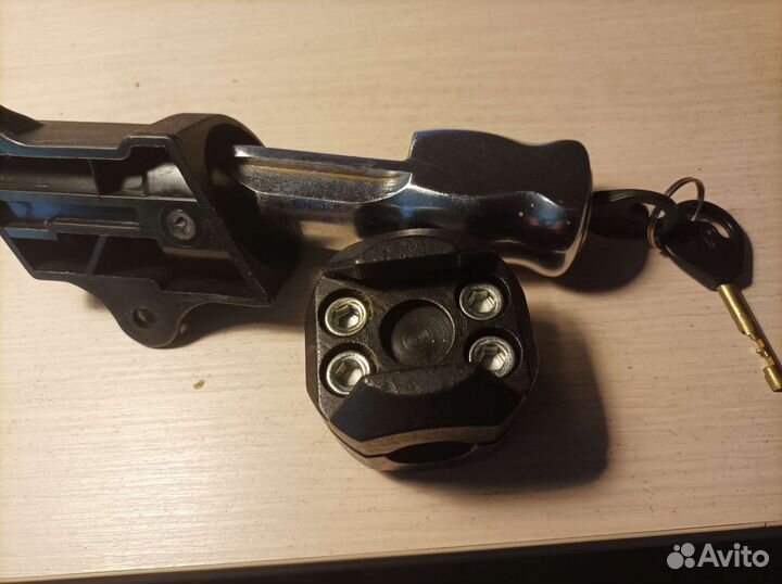 Блокиратор руля гарант блок