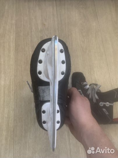 Хоккейные коньки bauer NS