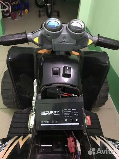 Электромобиль квадроцикл на аккумуляторе