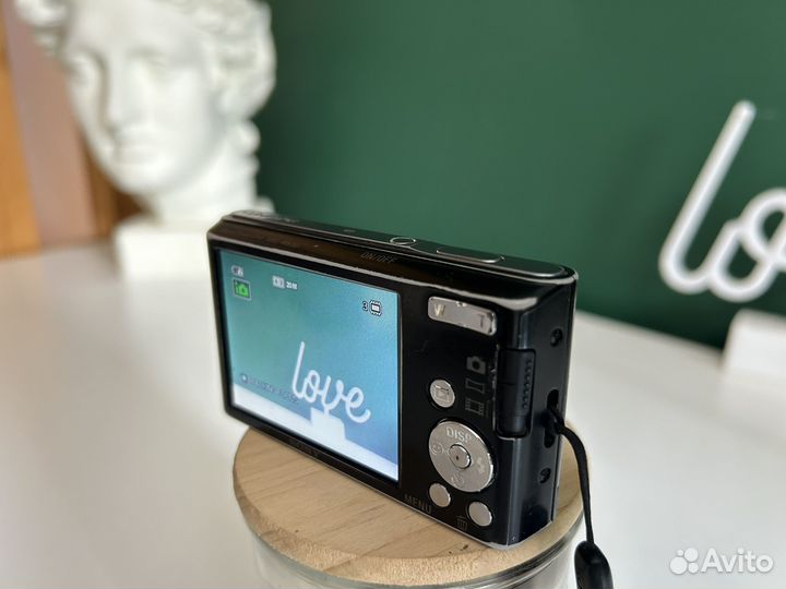 Цифровой фотоаппарат Sony Cyber-Shot DSC-W830
