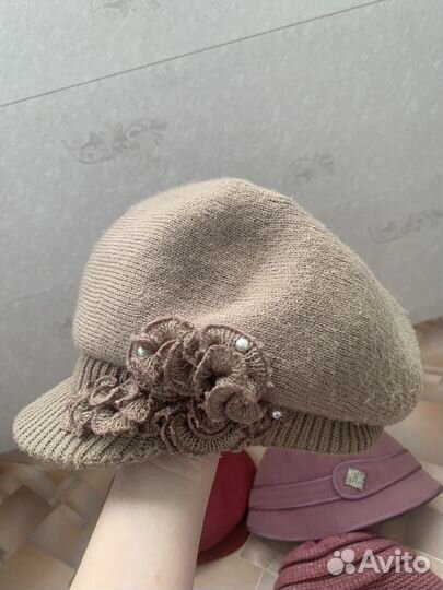 Женские шапки