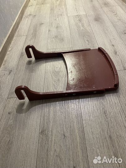 Столик к растущему стулу