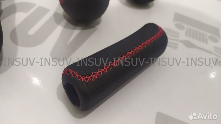 Люкс ручки кпп в коже на Ниву (красн.нитка) хром