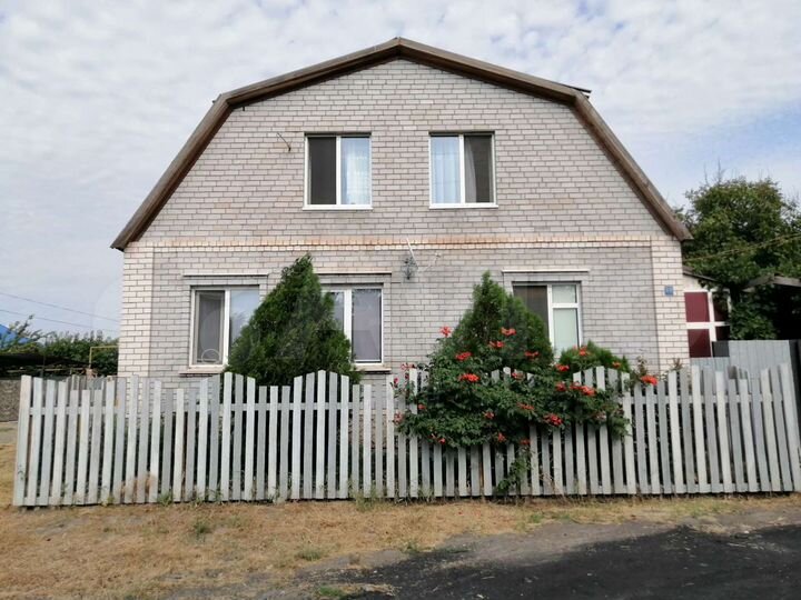 Дом 100 м² на участке 7 сот.