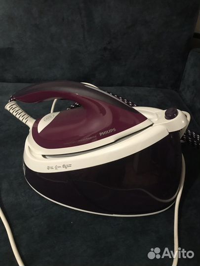 Утюг с парогенератором Philips