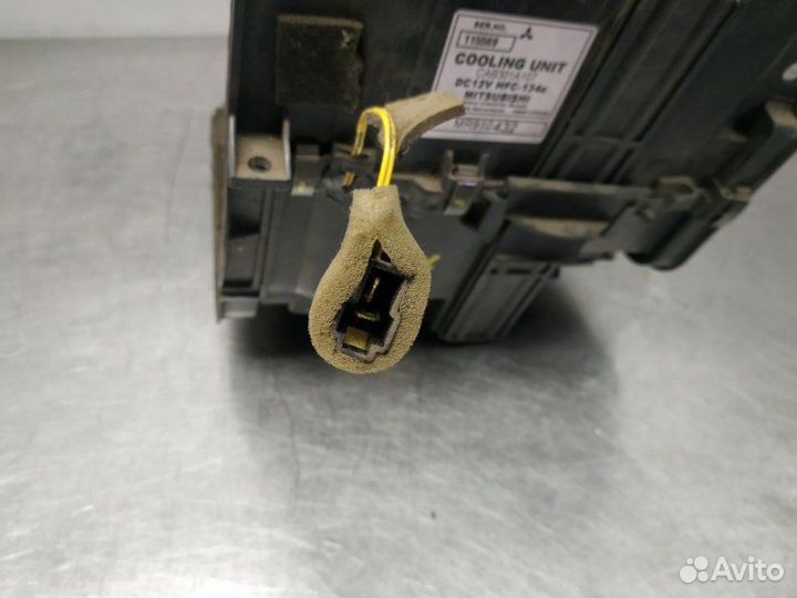 Испаритель кондиционера Mitsubishi Carisma DA1