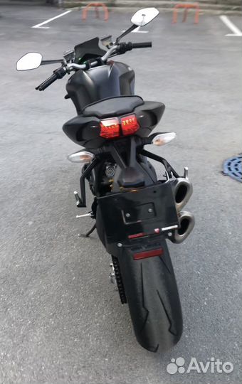 Ducati streetfighter