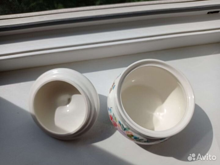 Медовница (баночка для мёда)