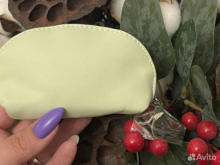 Ключница guerlain