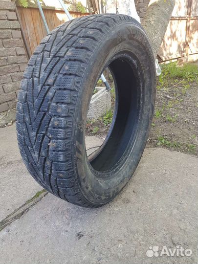 Nexen Winguard WinSpike SUV 225/60 R17