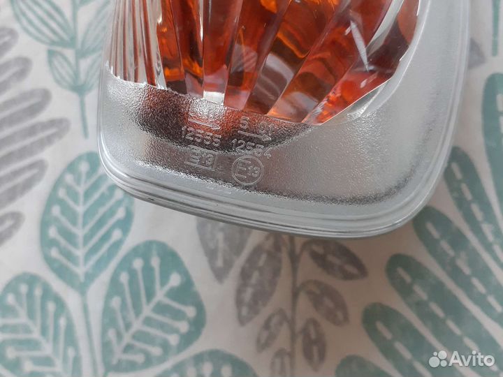 Повторитель поворота рено мастер 261603141r правый