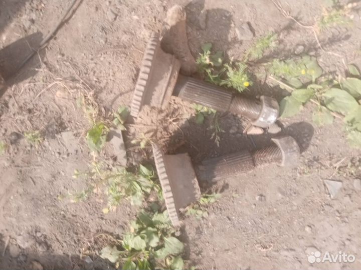 Цапфа передняя Ford Transit 7