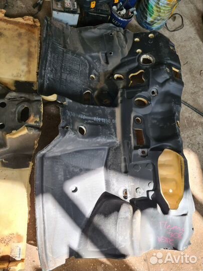 Шумоизоляция торпеды Peugeot 308 хэтчбек 1.6 EP6