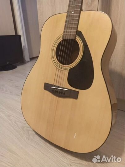 Акустическая гитара Yamaha F310 с чехлом