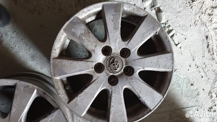 Литые диски r16 camry 40