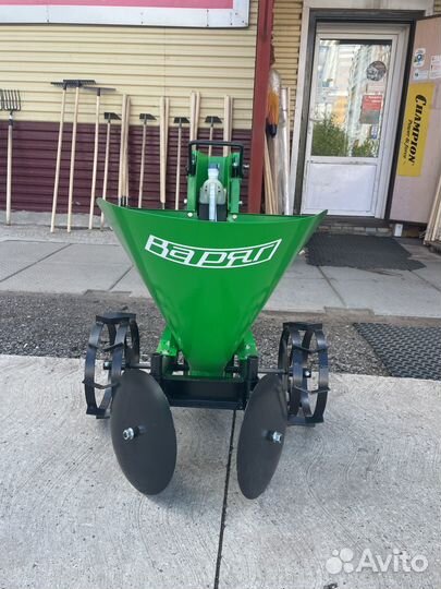 Картофеле сажалка