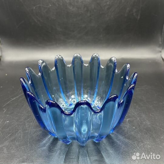 Ваза конфетница синее стекло СССР вазочка