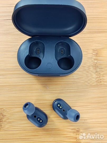 Беспроводные наушники