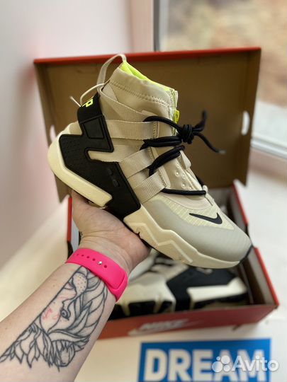 Кроссовки nike air huarache gripp