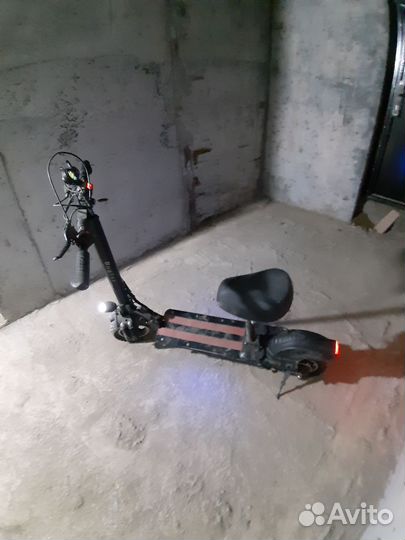 Электросамокат Bogist E5