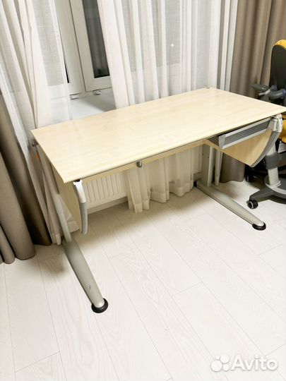 Детская растущая парта