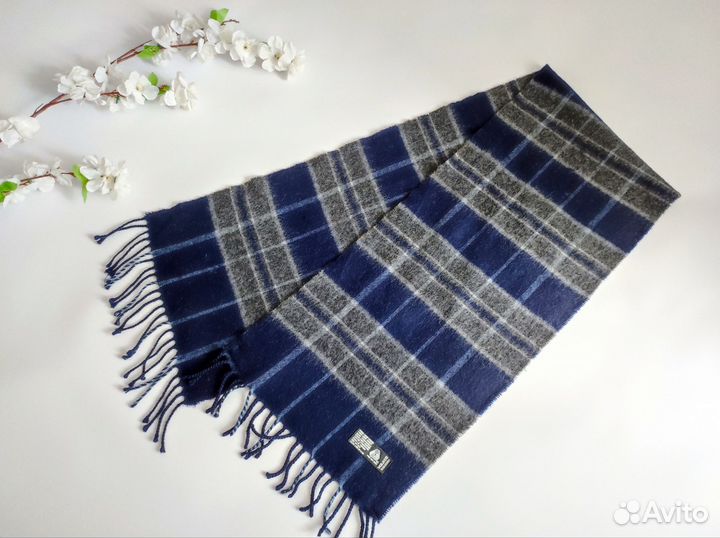 Шерстяной шарф синий клетчатый