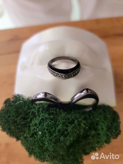 Кольцо женское