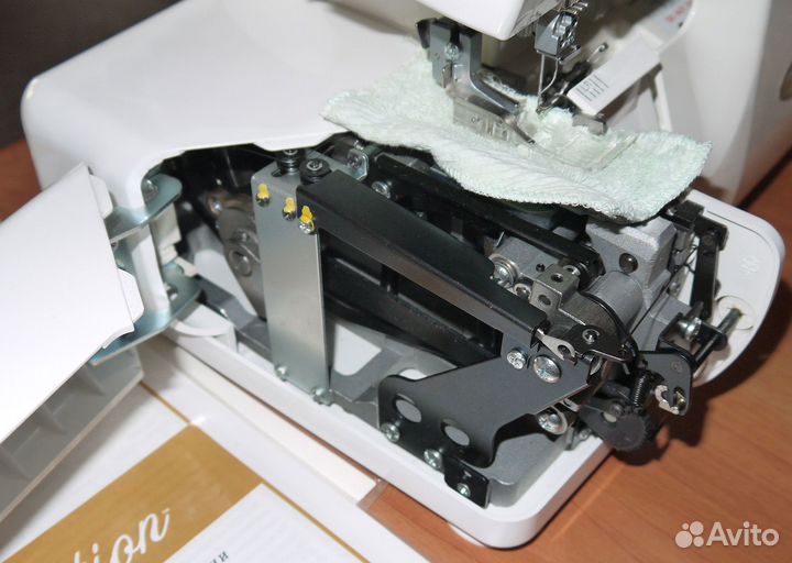 Коверлок (оверлок) Baby Lock Evolution BLE8W-2